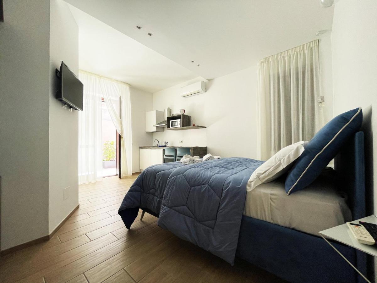 Готель Sunny House - De Vivo Realty Сорренто Екстер'єр фото