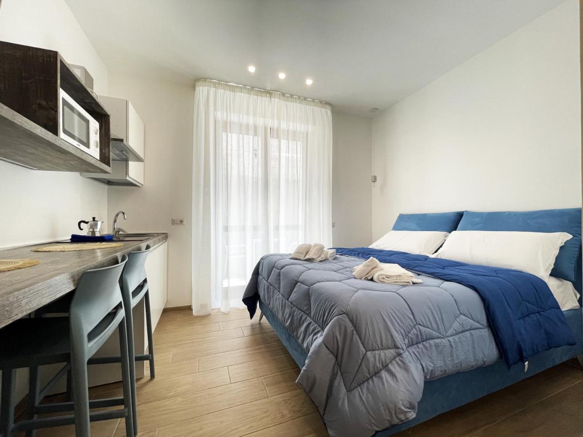 Готель Sunny House - De Vivo Realty Сорренто Екстер'єр фото
